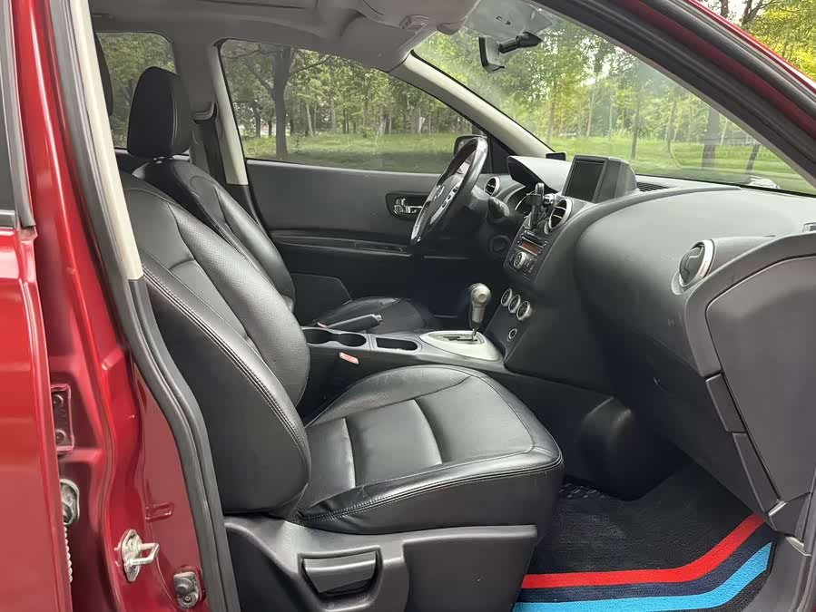 Nissan Qashqai 2012 car image #13