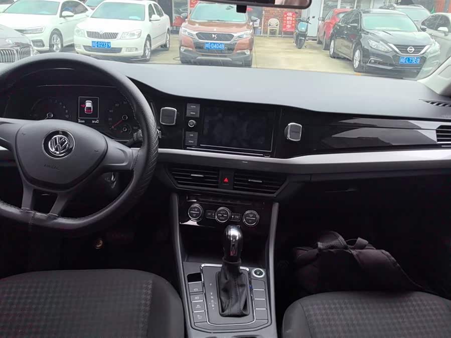 Volkswagen Bora Pure Electric 2021 صورة سيارة #13