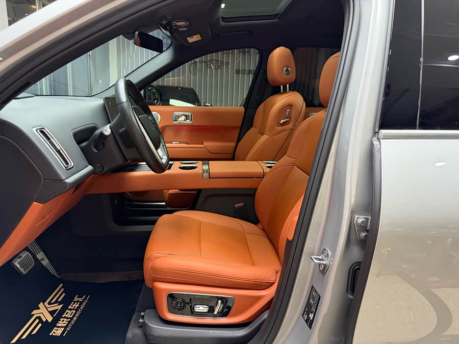 Li L9 2024 صورة سيارة #13