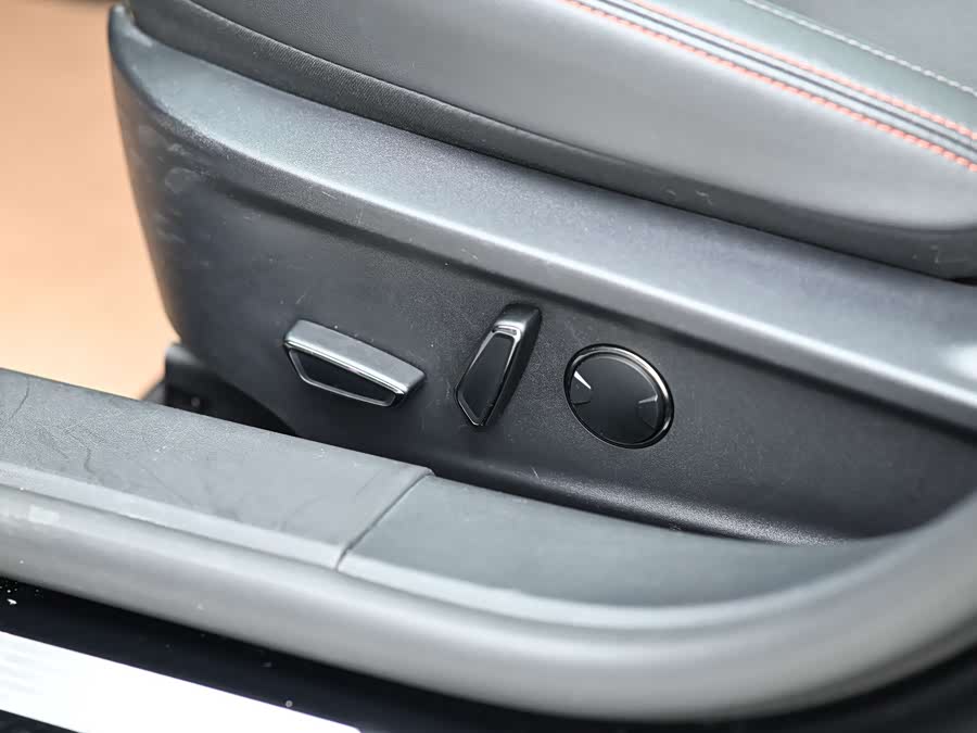 Ford Mondeo 2024 car image #13