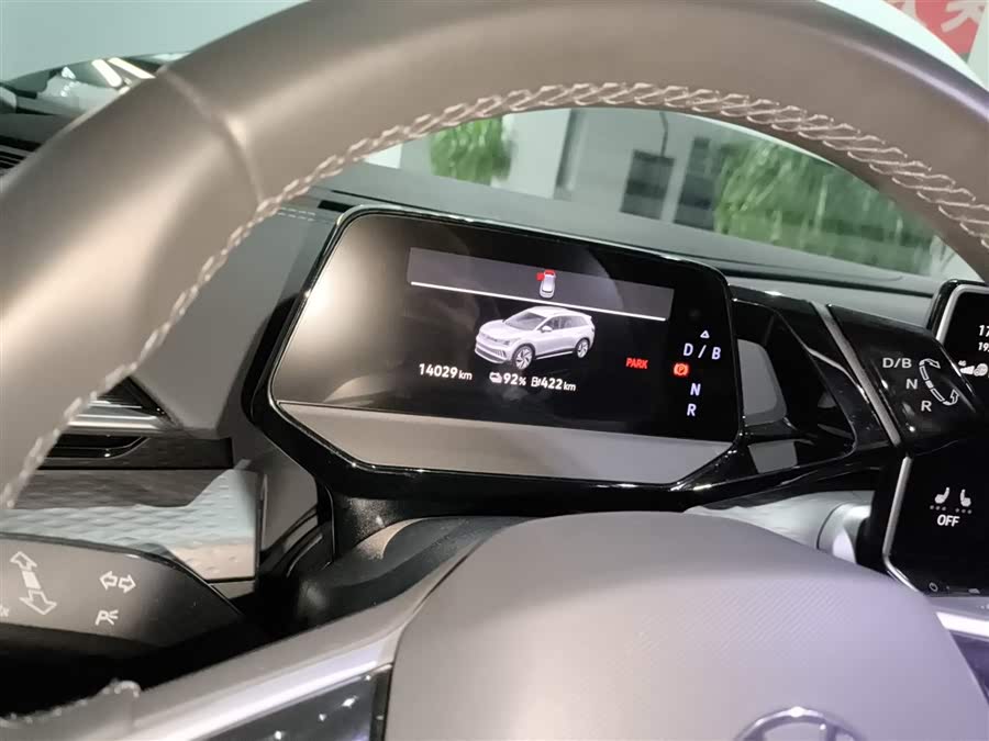 Volkswagen ID.6 X 2023 car image #13