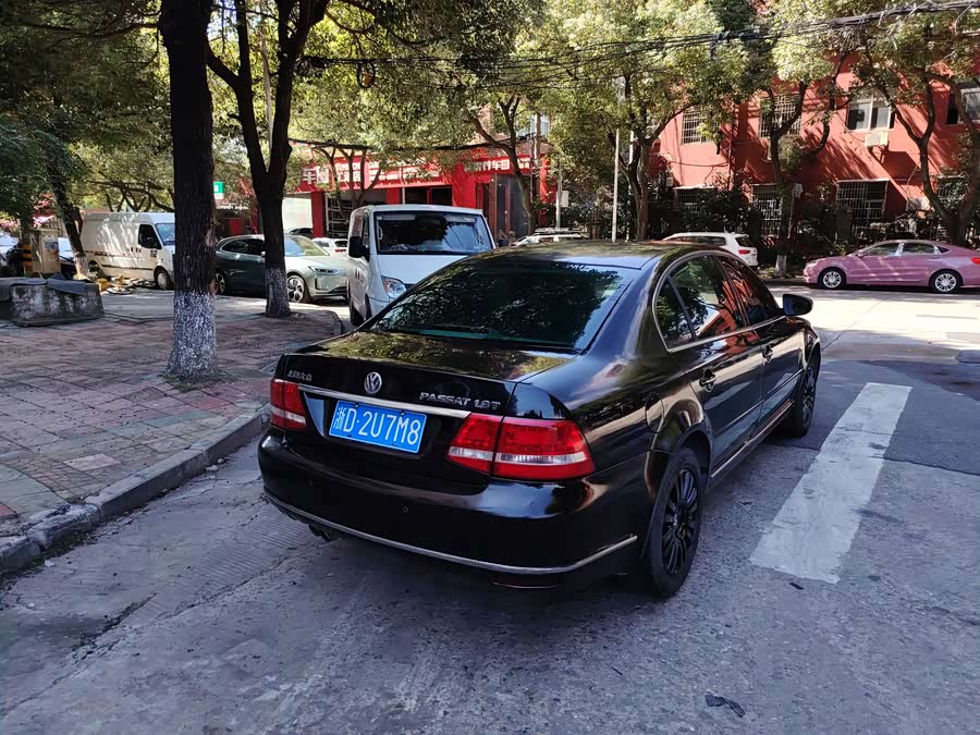 Volkswagen Passat Lingyu 2010 car image #13