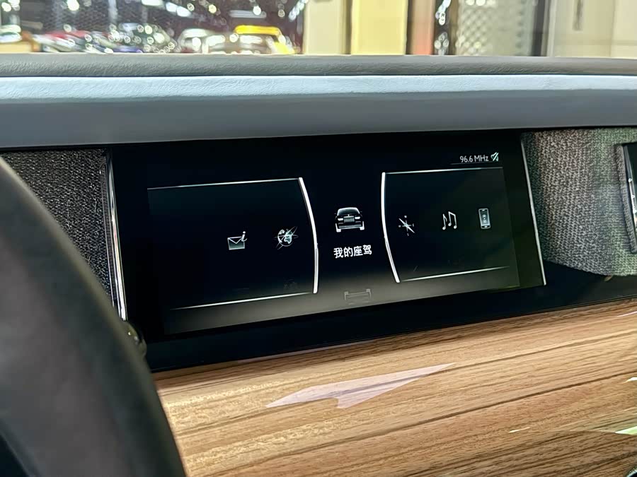 劳斯莱斯 幻影 2020 汽车图片 #13