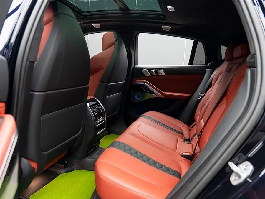 BMW X6 M 2023 #13 BMW X6 M 2023 car image #13