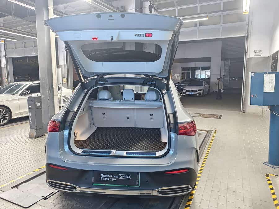 Mercedes-Benz EQE SUV 2025 car image #13