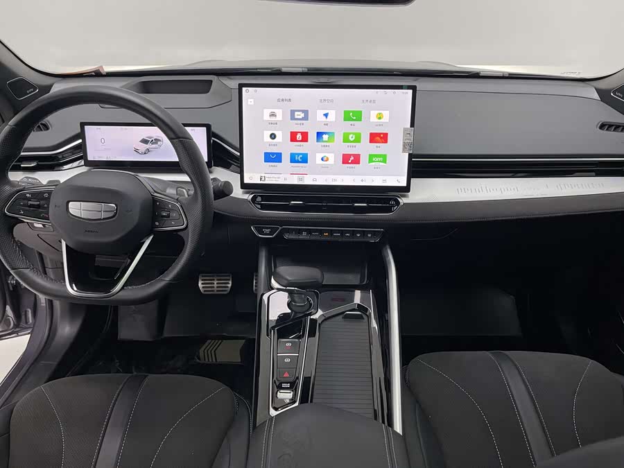 GEELY Monjaro MHEV 2024 car image #13