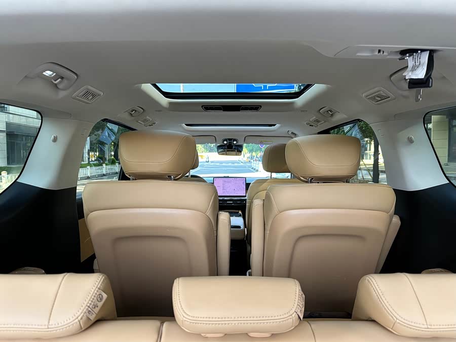 GAC Trumpchi E8 New Energy 2024 #13 GAC Trumpchi E8 New Energy 2024 car image #13