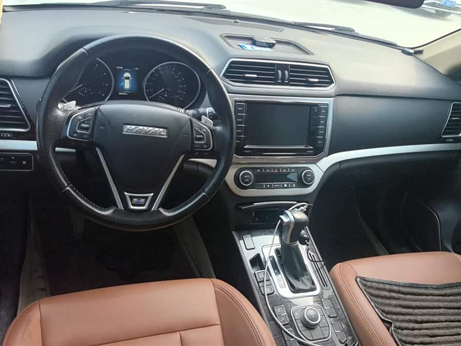 Haval H6 Coupe 2016 car image #13