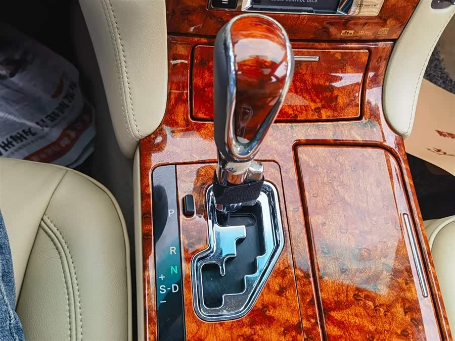 丰田 皇冠 2007 汽车图片 #13