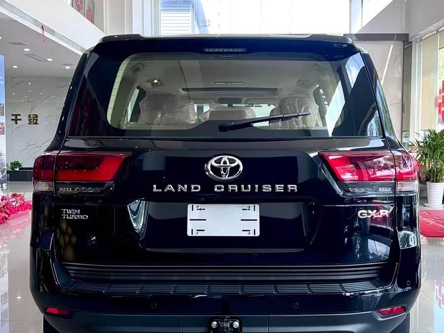 Toyota car image #13