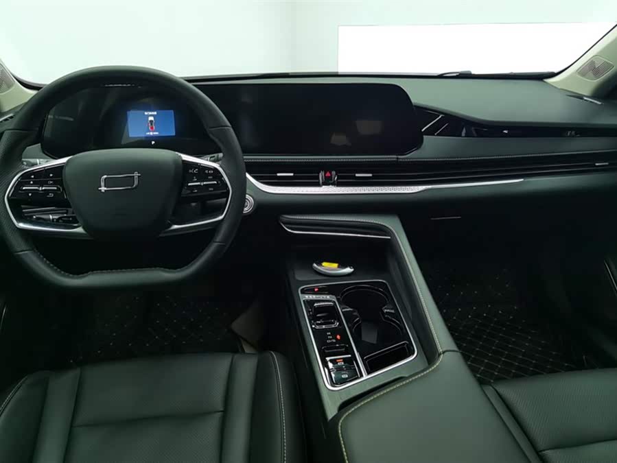 2024 car image #13