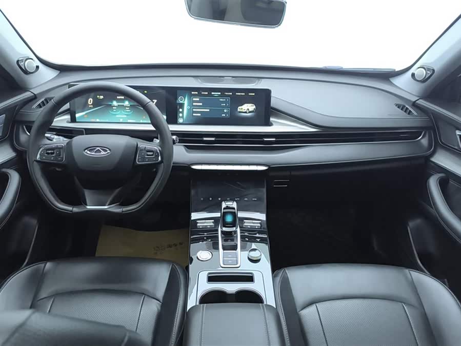 Chery Tiggo 8 Plus 2023 image de voiture #13