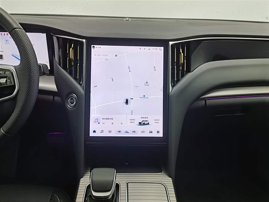 HongQi HS7 PHEV 2025 #13 HongQi HS7 PHEV 2025 car image #13