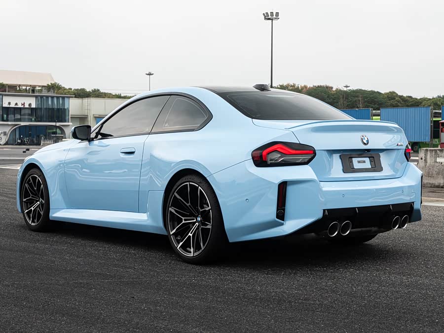 BMW M2 2023 car image #13