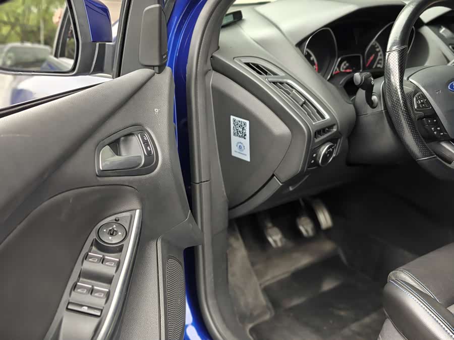 Ford Focus (Imported) 2017 imagem de carro #13