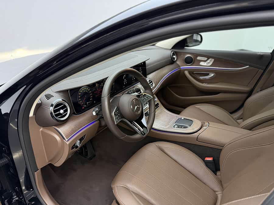 Mercedes-Benz E Class New Energy 2023 car image #13