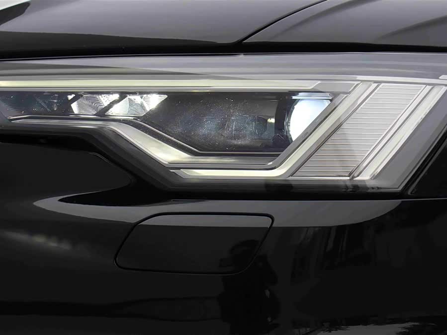 Audi A6L New Energy 2020 car image #13