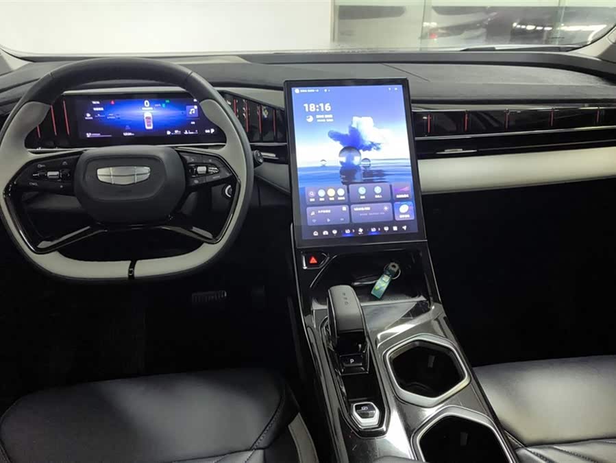 GEELY Monjaro MHEV 2023 #13 GEELY Monjaro MHEV 2023 car image #13