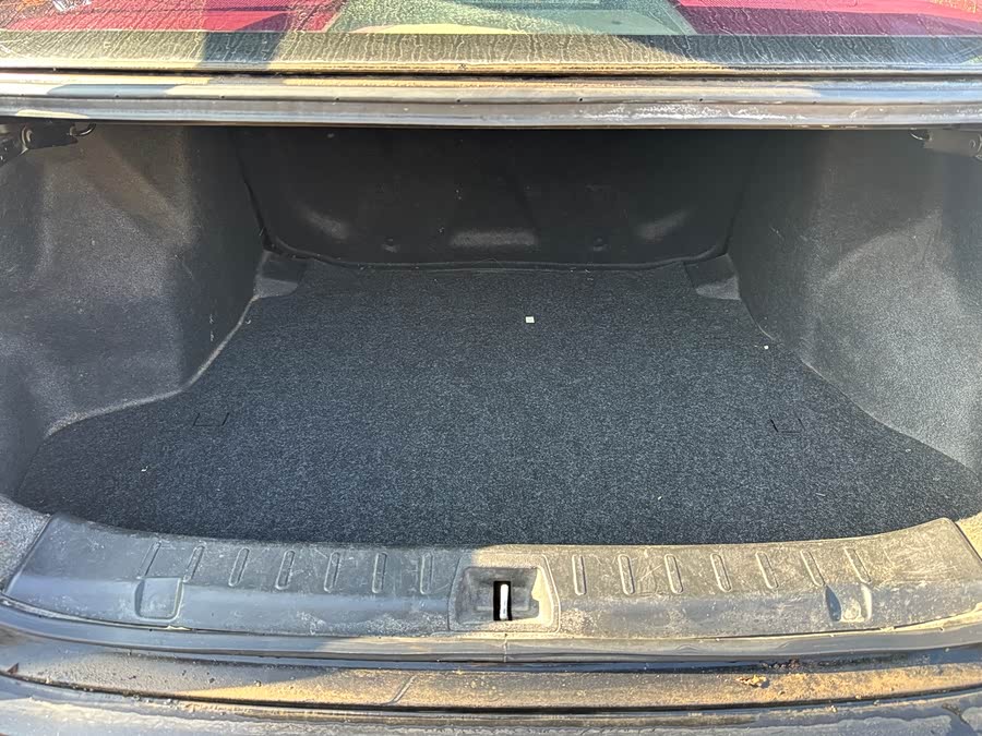 BYD G5 2016 car image #13