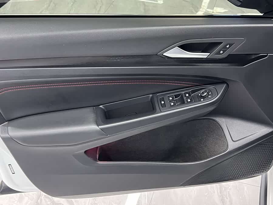 Volkswagen GolfGTI 2022 #13 Volkswagen GolfGTI 2022 car image #13