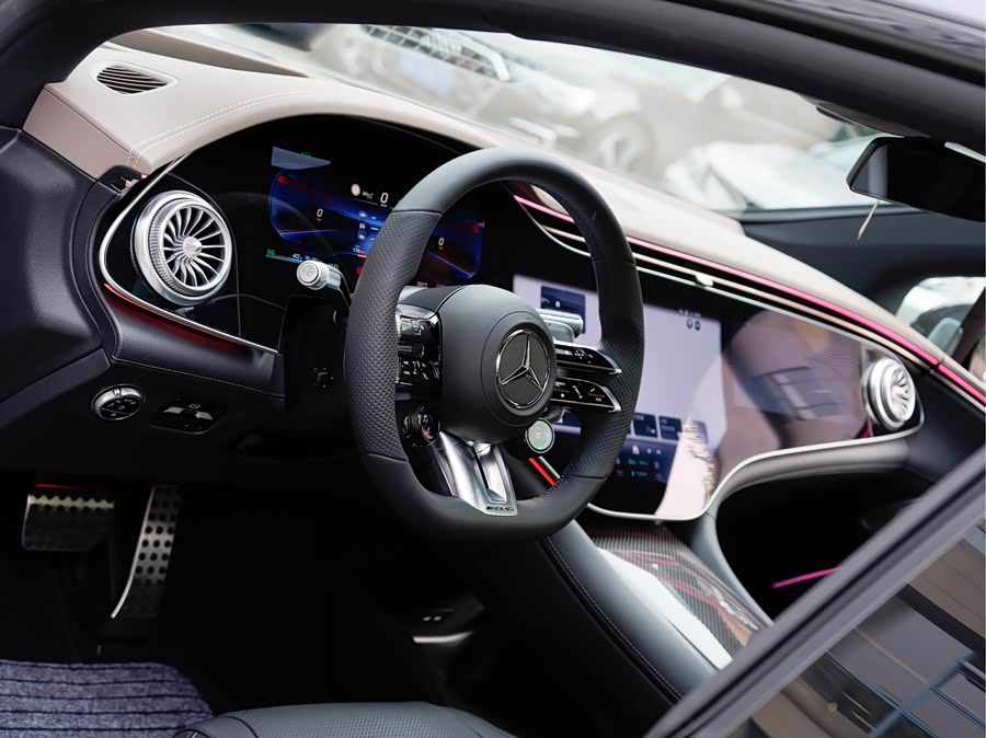 Mercedes-Benz EQS AMG 2024 #13 Mercedes-Benz EQS AMG 2024 car image #13