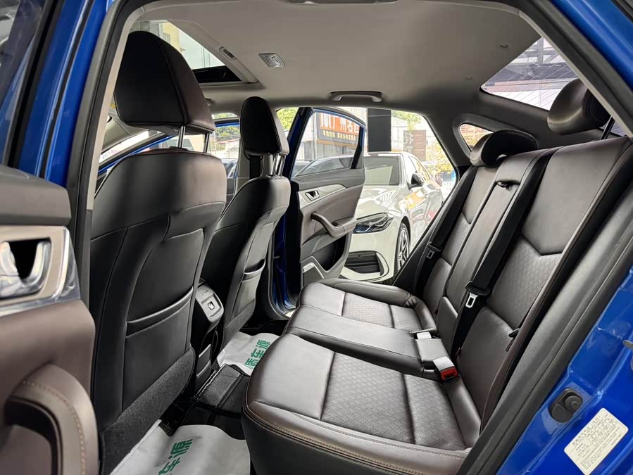 Changan Eado EV 2019 car image #13