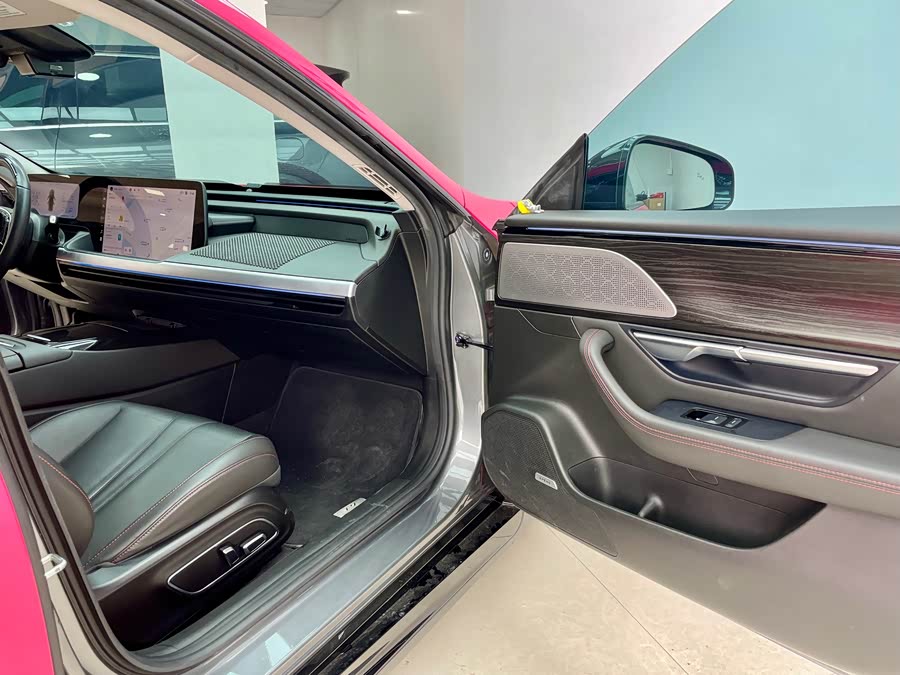 小鹏 小鹏P7 2022 汽车图片 #13