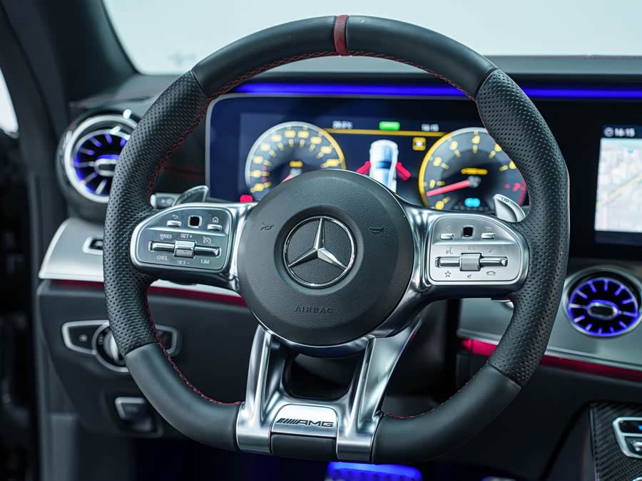 Mercedes-Benz E AMG 2020 immagine di auto #13