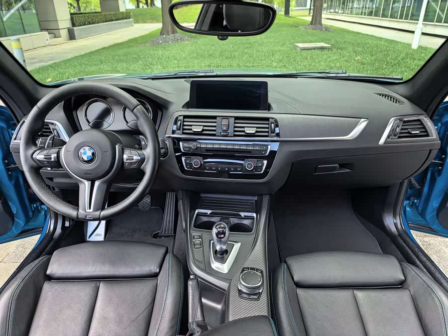 BMW M2 2018 car image #13