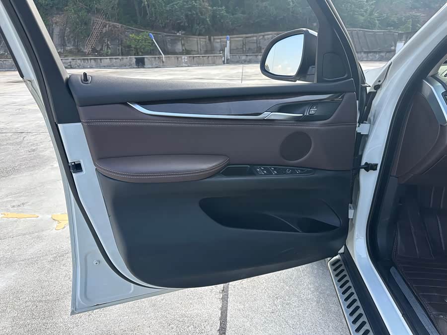 BMW X5 (Imported) 2015 #13 BMW X5 (Imported) 2015 car image #13