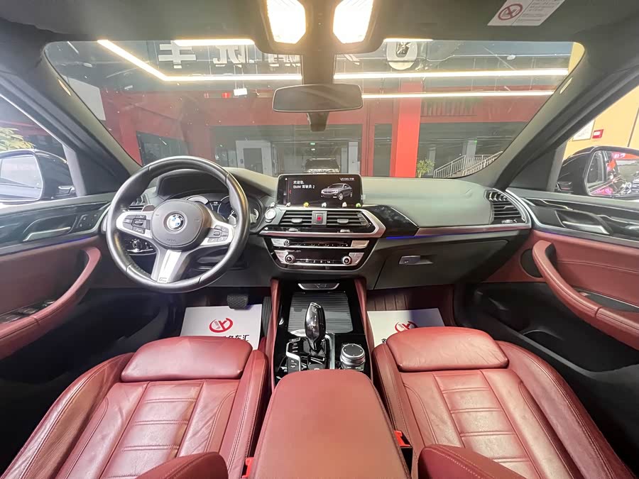 BMW X4 2019 car image #13