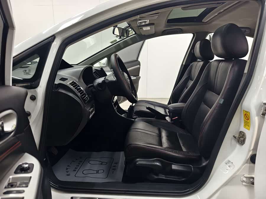 Great Wall C50 2014 car image #13