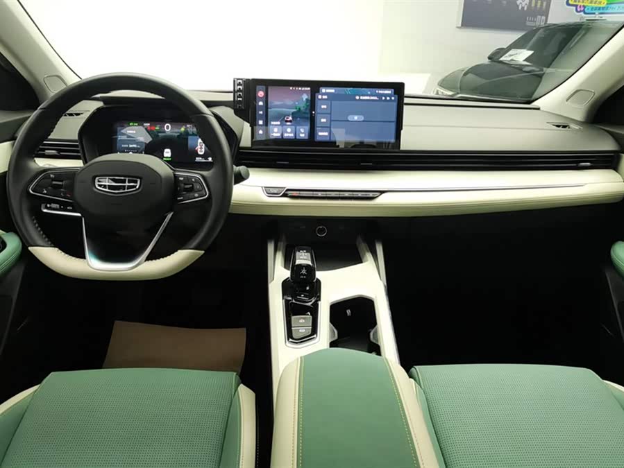 GEELY Emgrand L HiP 2022 car image #13