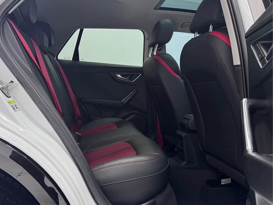 Audi Q2L 2021 #13 Audi Q2L 2021 car image #13