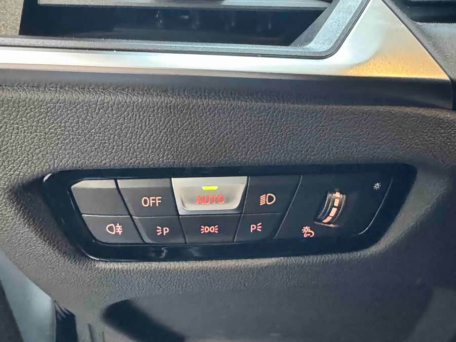 BMW M240i 2023 immagine di auto #13