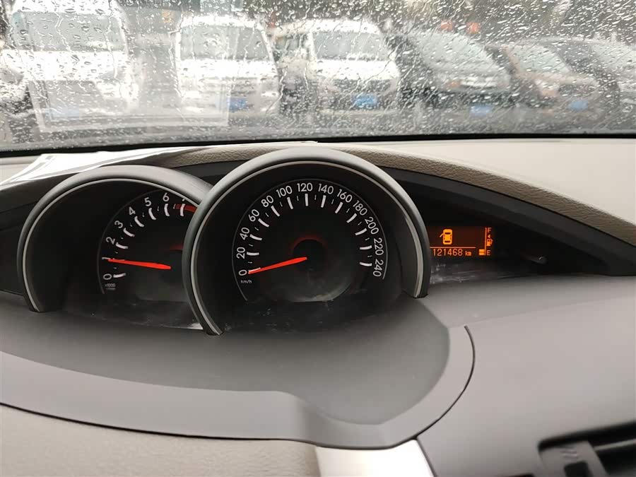 Toyota Reiz 2017 immagine di auto #13