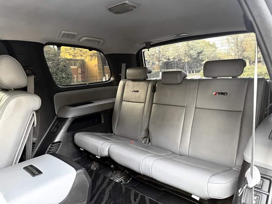 Toyota Sequoia 2021 #13 Toyota Sequoia 2021 imagen de coche #13