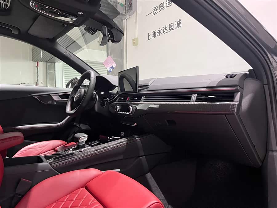 Audi S4 2023 صورة سيارة #13