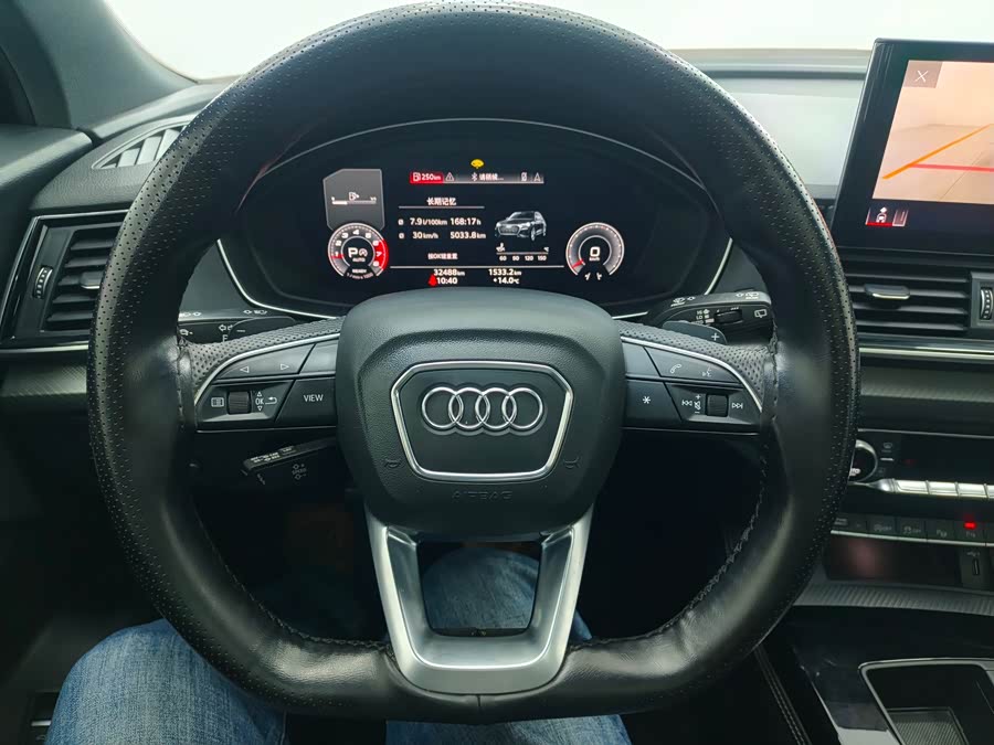 Audi Q5L Sportback 2021 car image #13