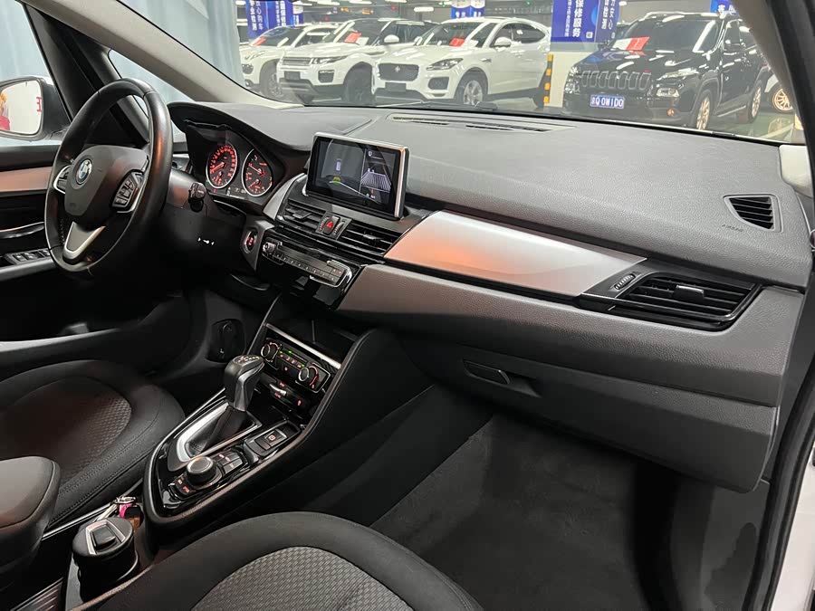 BMW 2 Series Tourer 2018 #13 BMW 2 Series Tourer 2018 car image #13