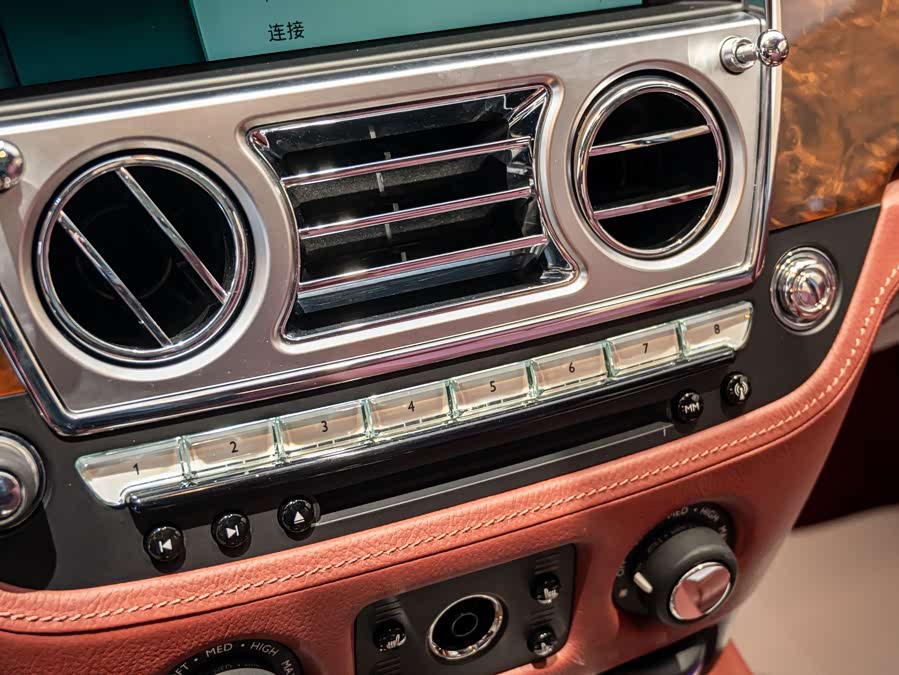 Rolls-Royce Ghost 2018 car image #13