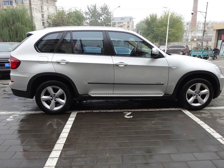 BMW X5 (Imported) 2011 imagen de coche #13