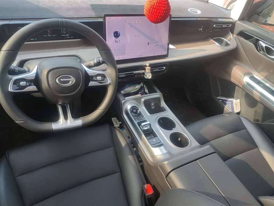 GAC Trumpchi E8 2024 #13 GAC Trumpchi E8 2024 car image #13