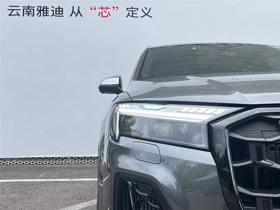 Audi SQ7 2024 immagine di auto #13