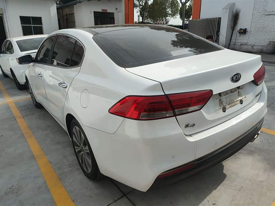 起亚 起亚K4 2015 汽车图片 #13