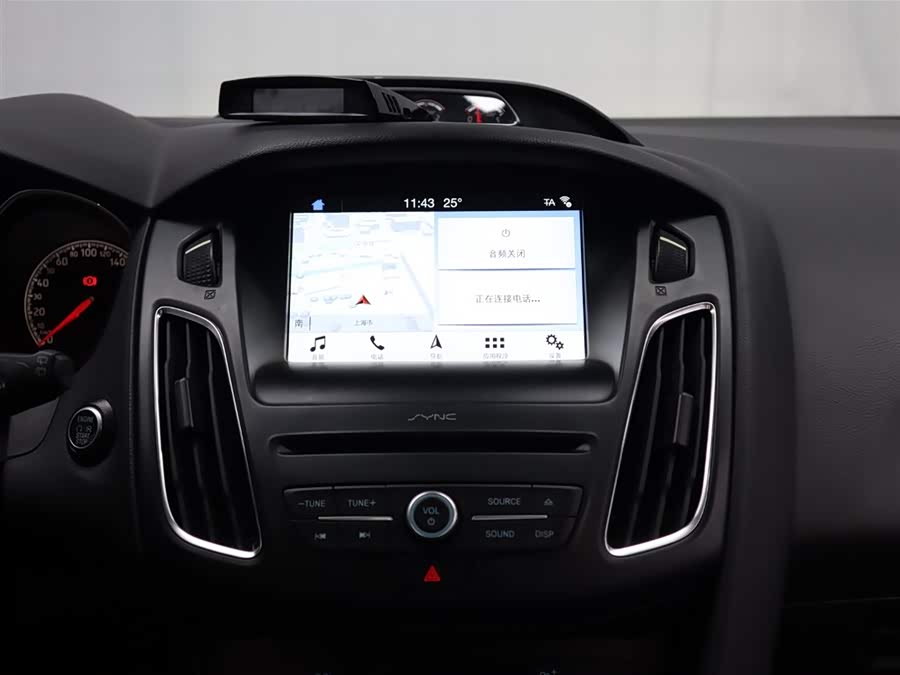 Ford Focus (Imported) 2017 #13 Ford Focus (Imported) 2017 صورة سيارة #13