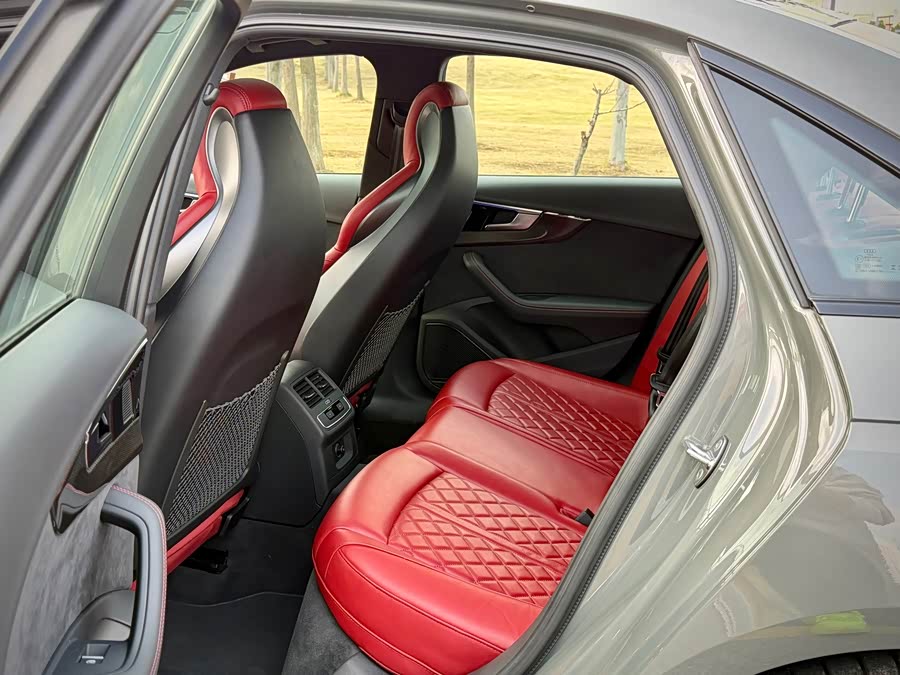 Audi S4 2023 #13 Audi S4 2023 صورة سيارة #13