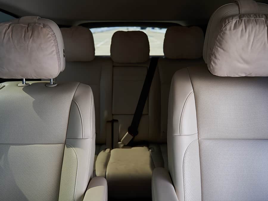 理想汽车 理想MEGA 2024 汽车图片 #13