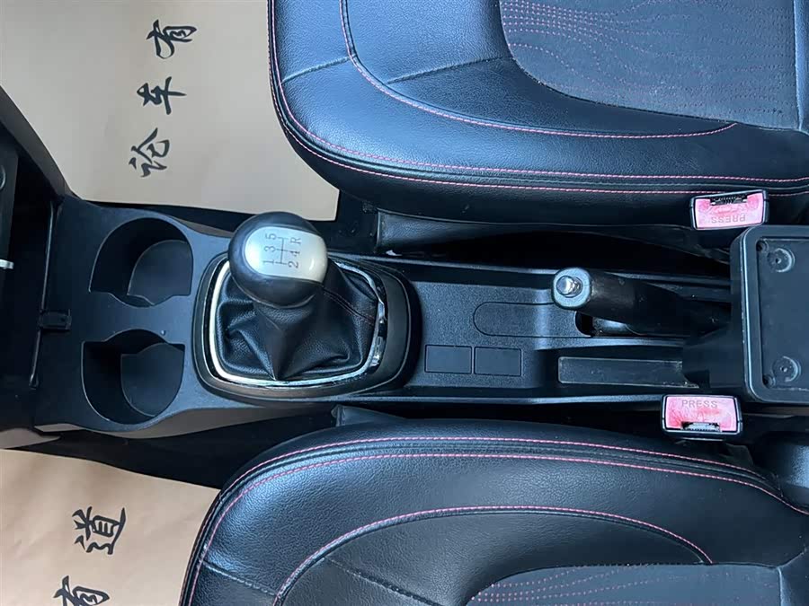 Great Wall M4 2013 car image #13