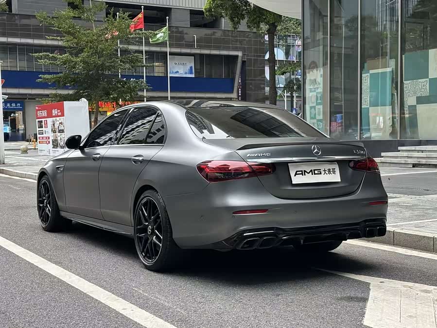 Mercedes-Benz E AMG 2021 صورة سيارة #13